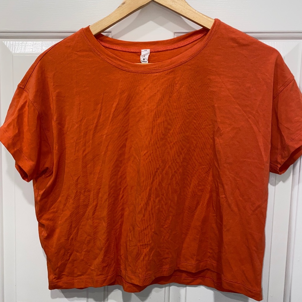 Lululemon Cates Tee 6 Brick